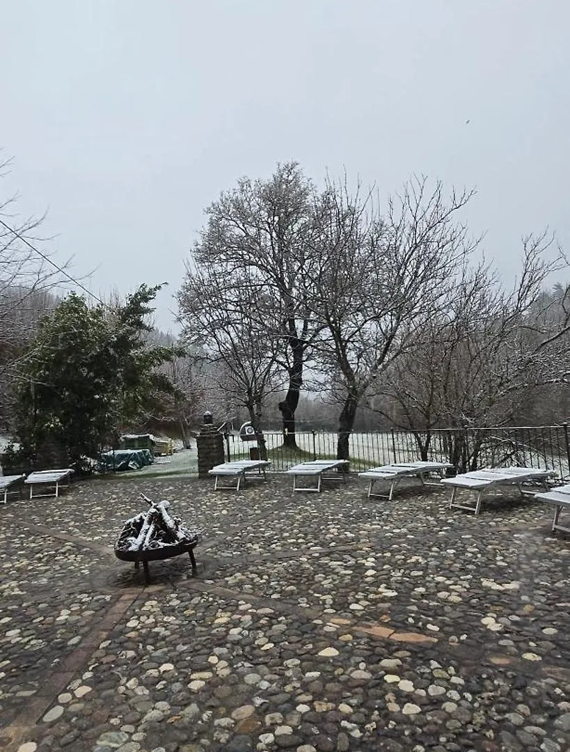 Borgo Corniola B&B Naturista Italy